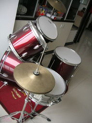 架子鼓津宝牌 从练习到乐队演出的全方位乐器选择